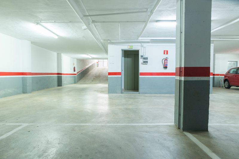 Parkplatz von Garage zum Verkauf in Càrcer