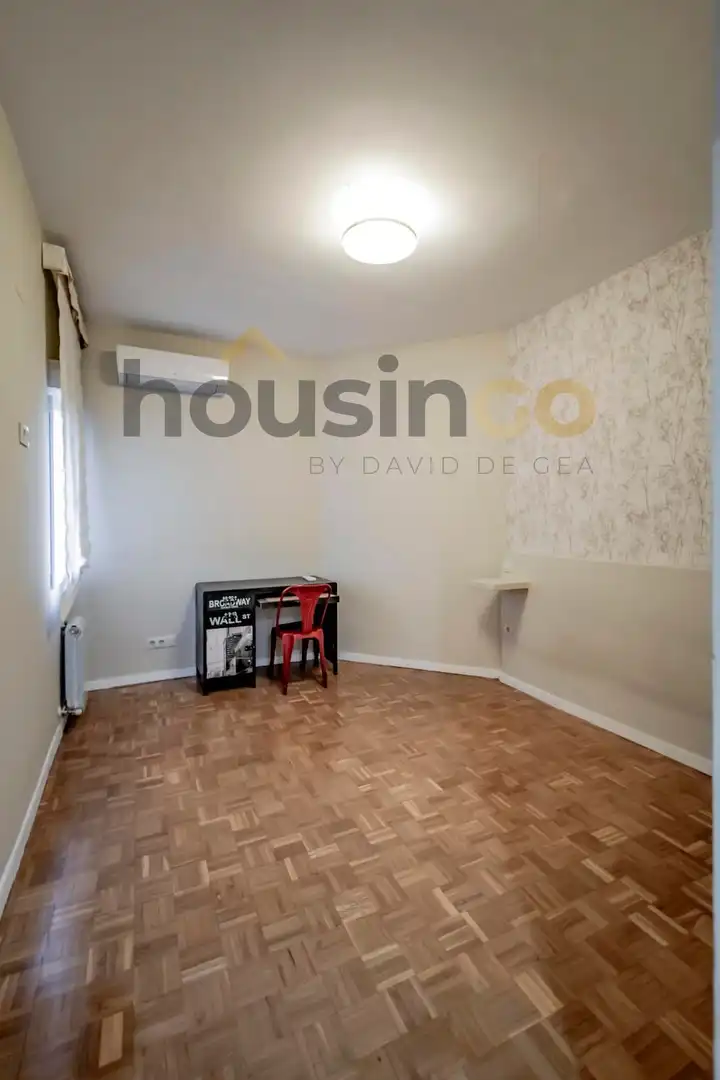 Flat for rent in Alberto Aguilera, Gaztambide