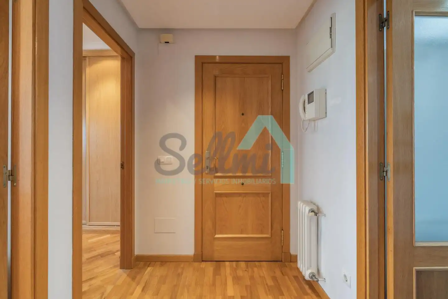 Piso de alquiler en Oviedo  con Calefacción, Parquet y Terraza