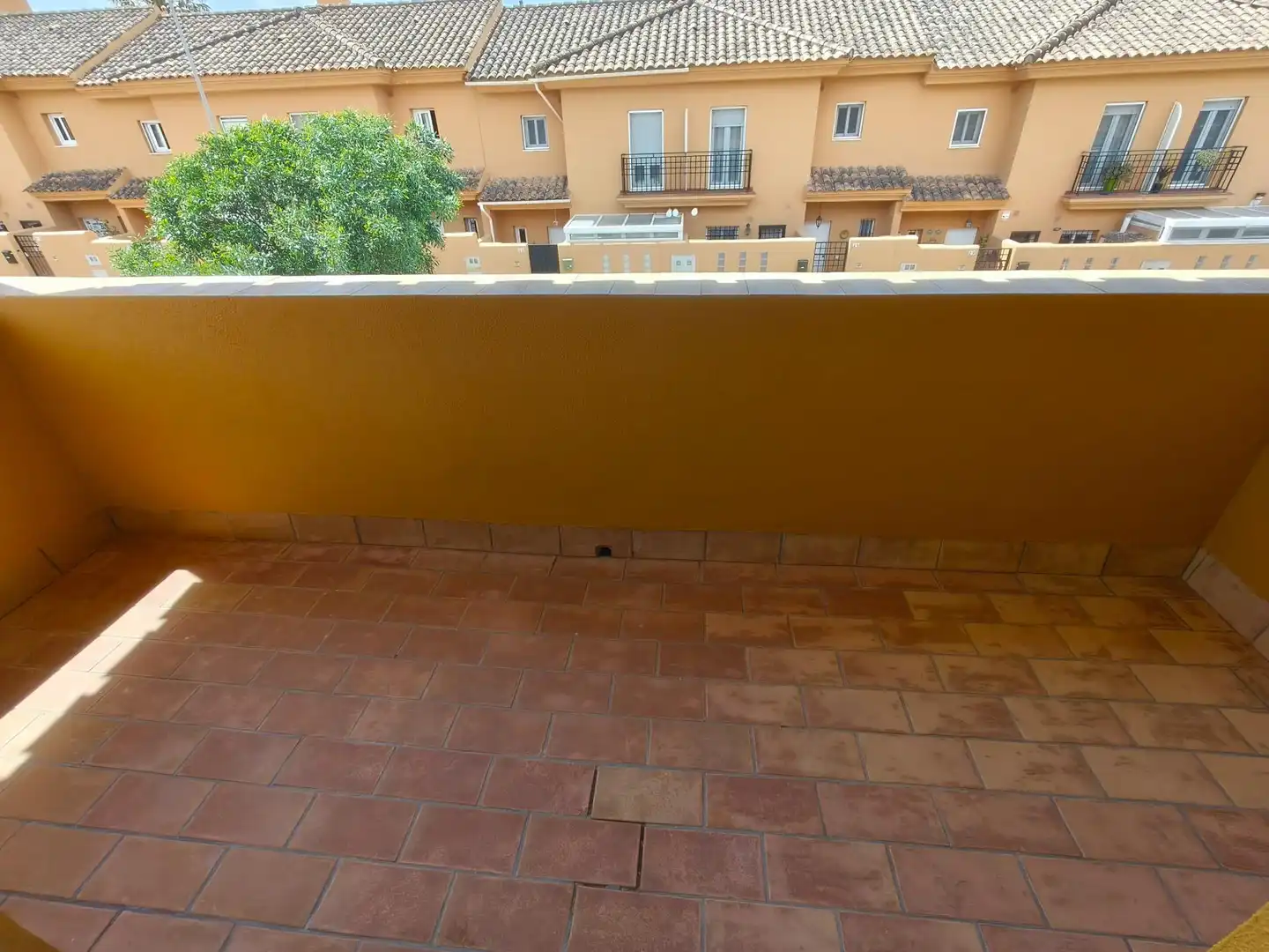 Terrassa de Casa adosada en venda en Puerto Real amb Aire condicionat, Calefacció i Jardí privat