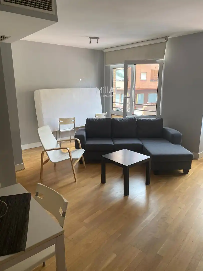 Living room of Flat for rent in Alcobendas  with Air Conditioner and Heating