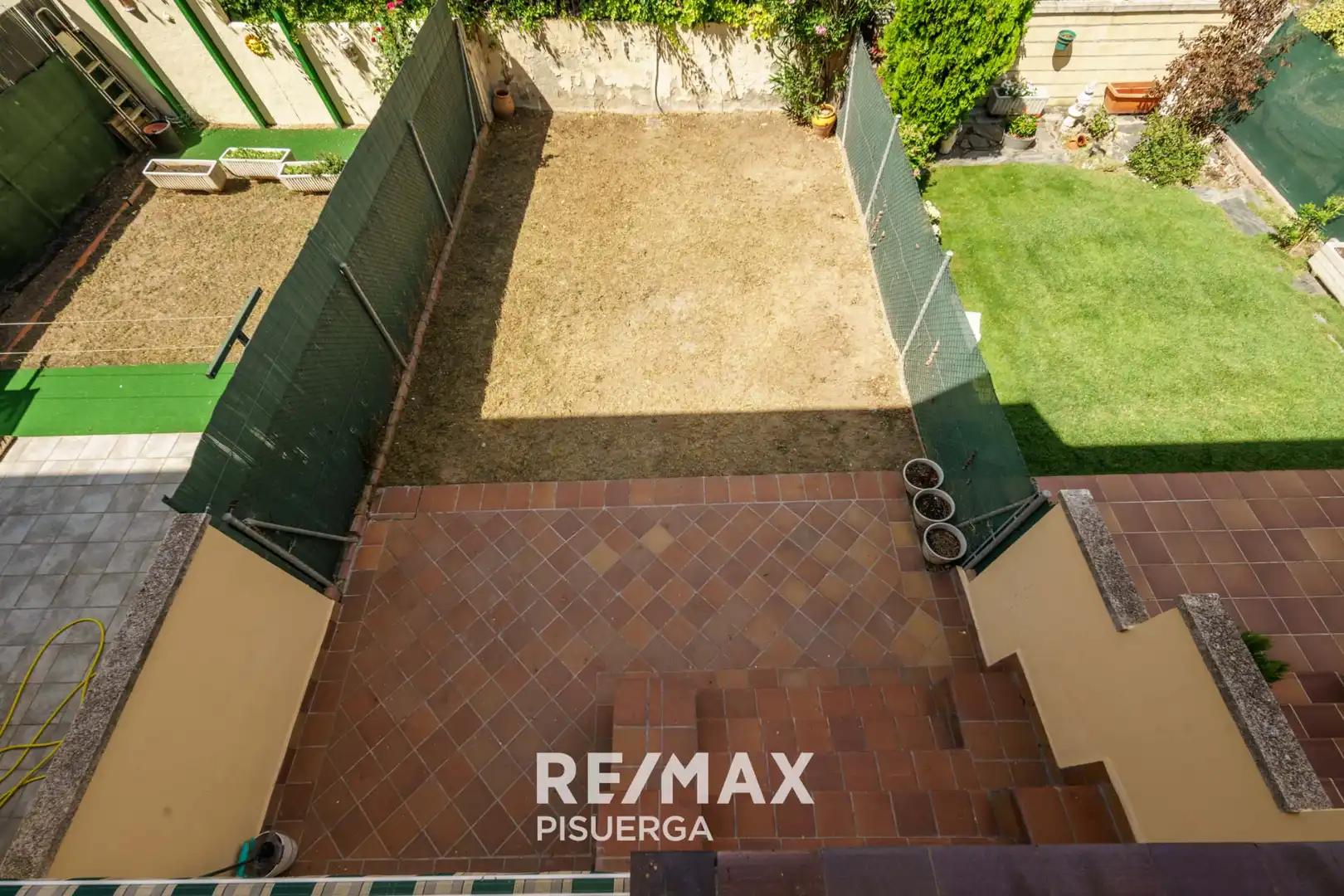 Terrassa de Casa o xalet en venda en Fuensaldaña amb Jardí privat i Traster