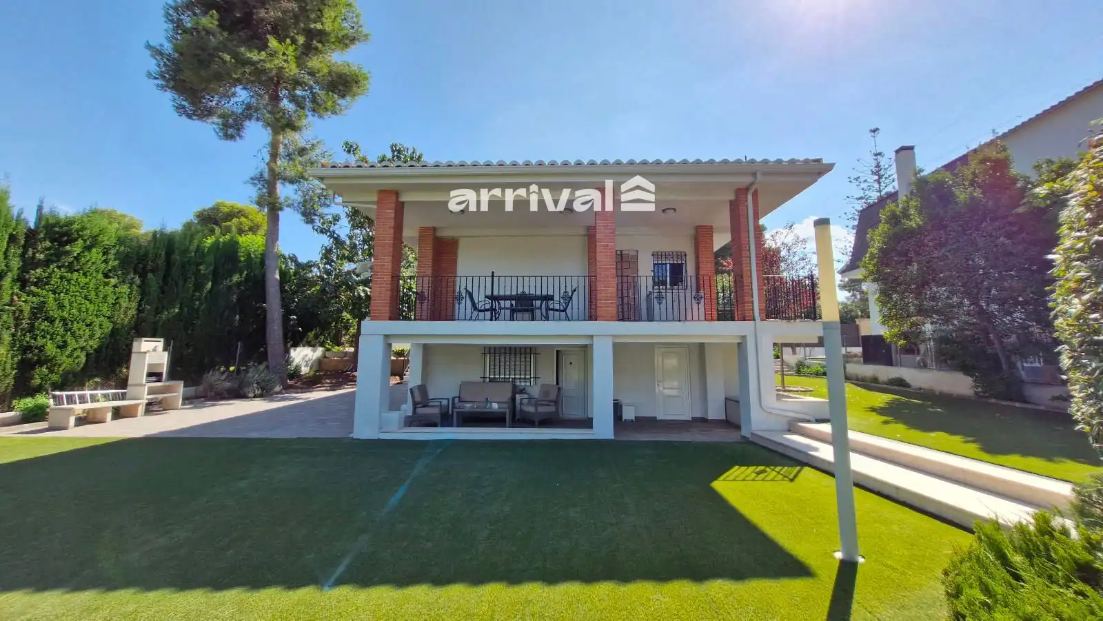 Vista exterior de Casa o chalet en venta en Paterna con Aire acondicionado, Jardín privado y Terraza
