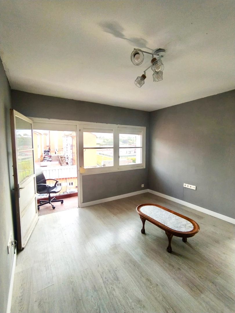 Bedroom of Flat for sale in Gijón   with Heating, Private garden and Parquet flooring