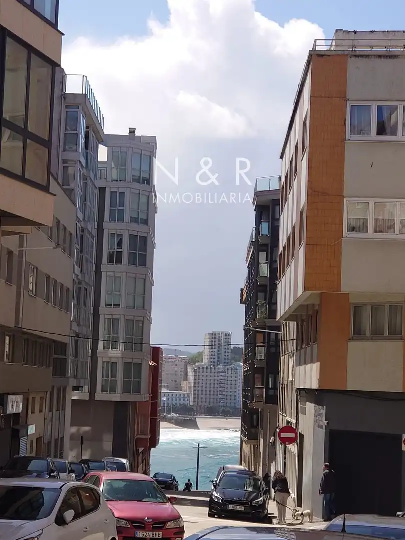 Vista exterior de Pis en venda en A Coruña Capital  amb Traster