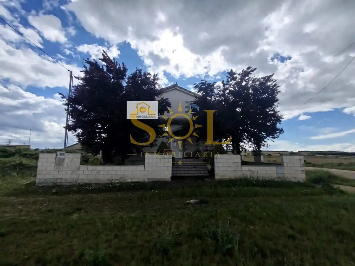Casa o chalet en venta en Quintana del Marco con Calefacción y Parquet