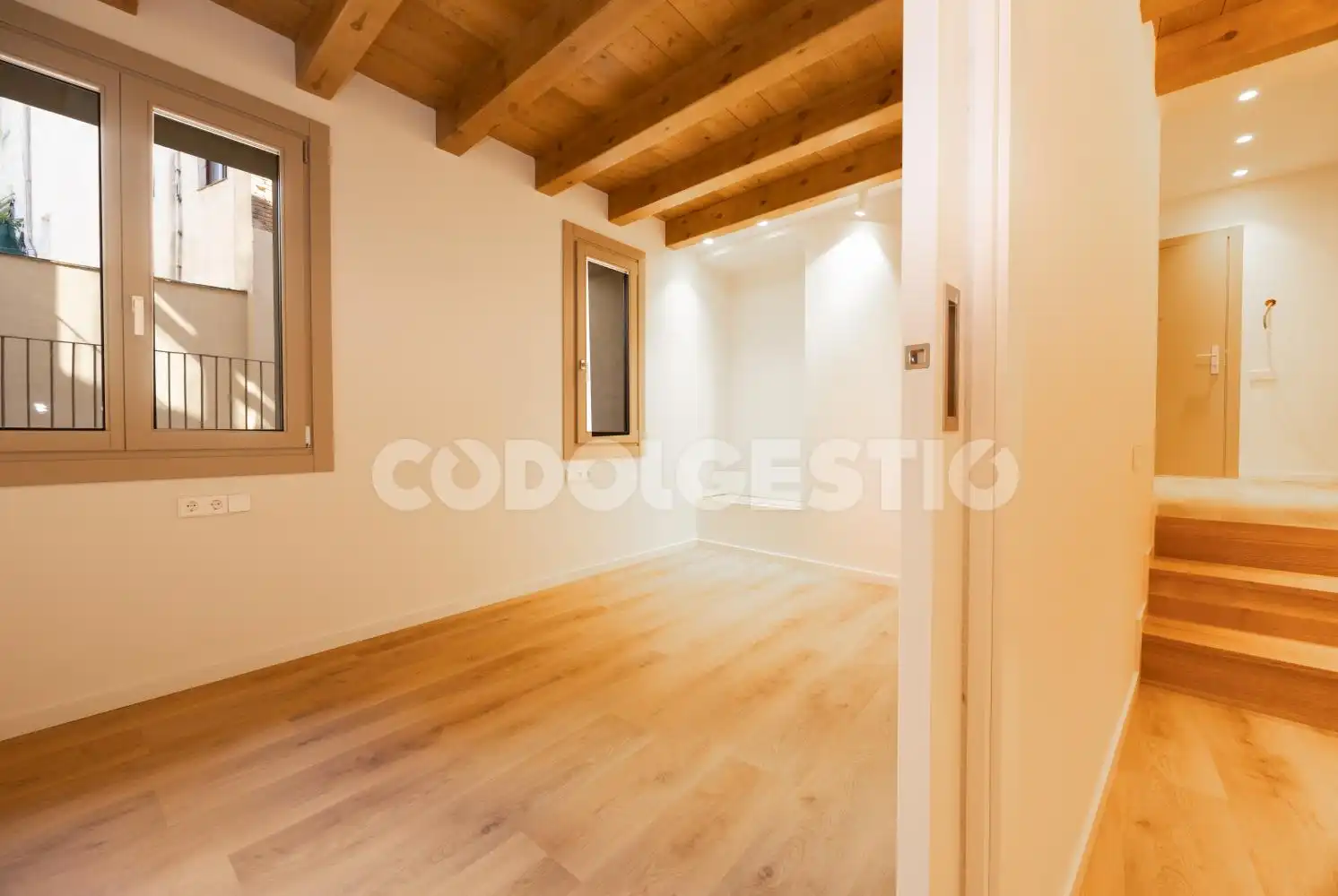 Flat for rent in Vic
