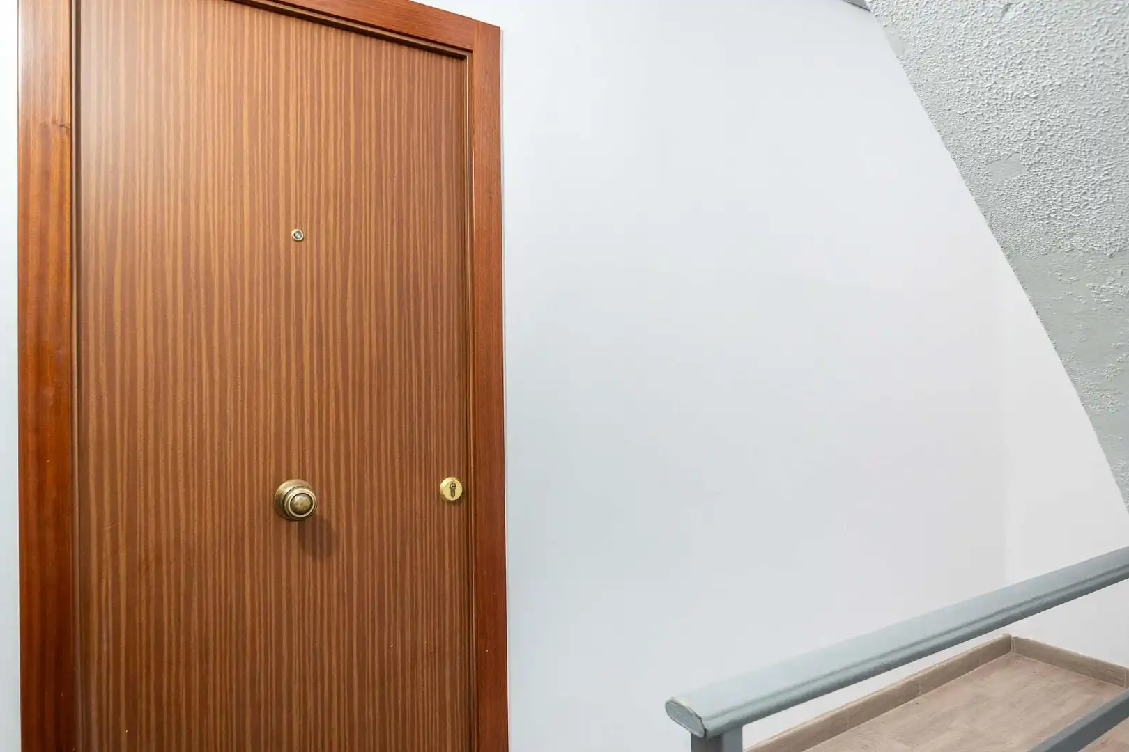 Flat for sale in Sevilla  with Air Conditioner, Terrace and Storage room