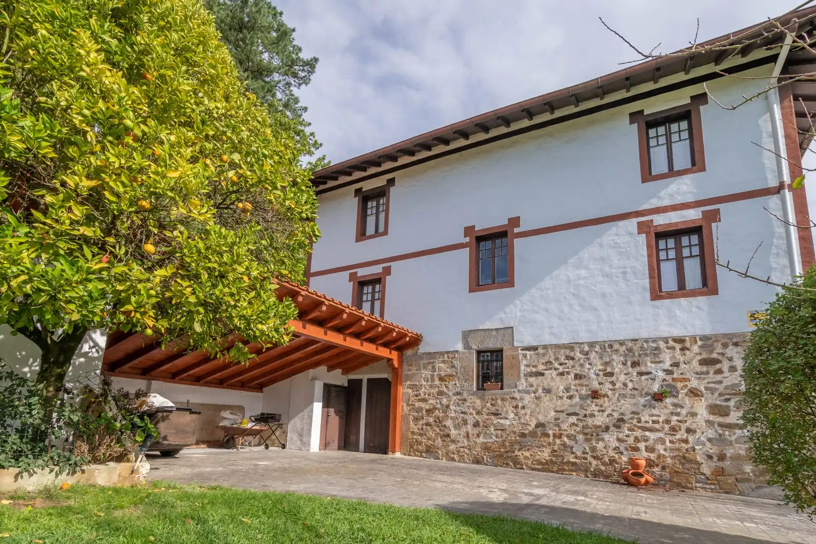 Vista exterior de Finca rústica en venta en Gordexola con Calefacción, Jardín privado y Terraza