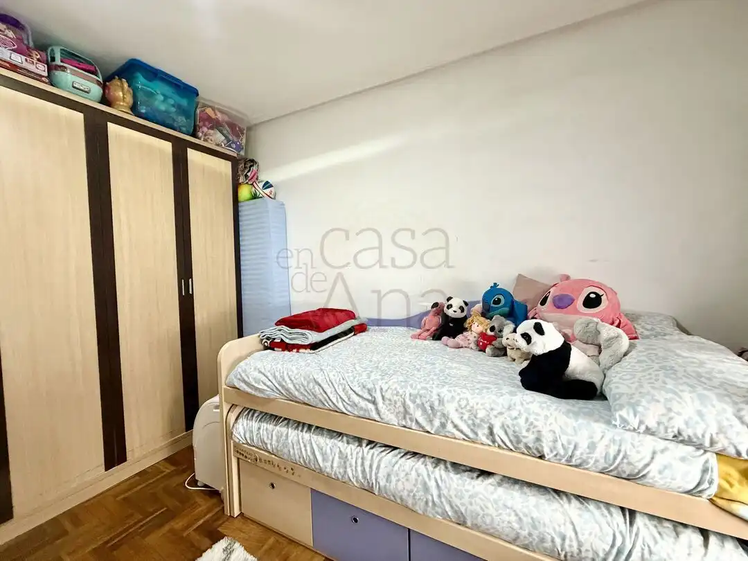 Schlafzimmer von Wohnung zum Verkauf in Santurtzi 