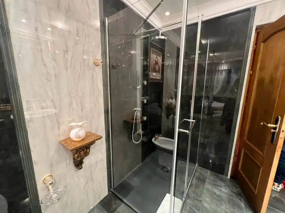 Badezimmer von Gebäude zum Verkauf in Camargo