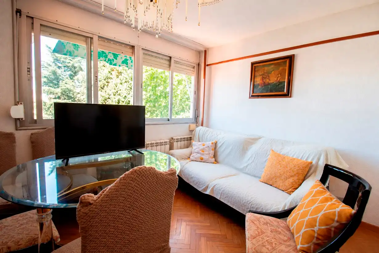 Sala de estar de Piso en venta en Madrid con Calefacción, Amueblado y Horno