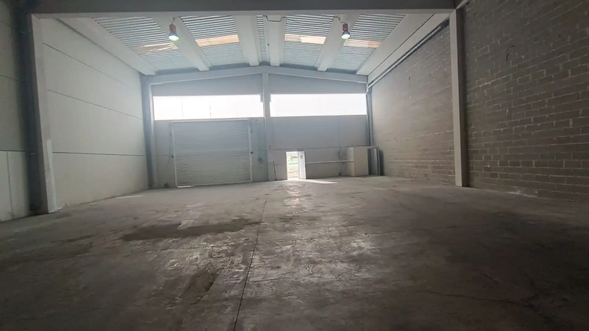 Industrial buildings for rent in Roquetes