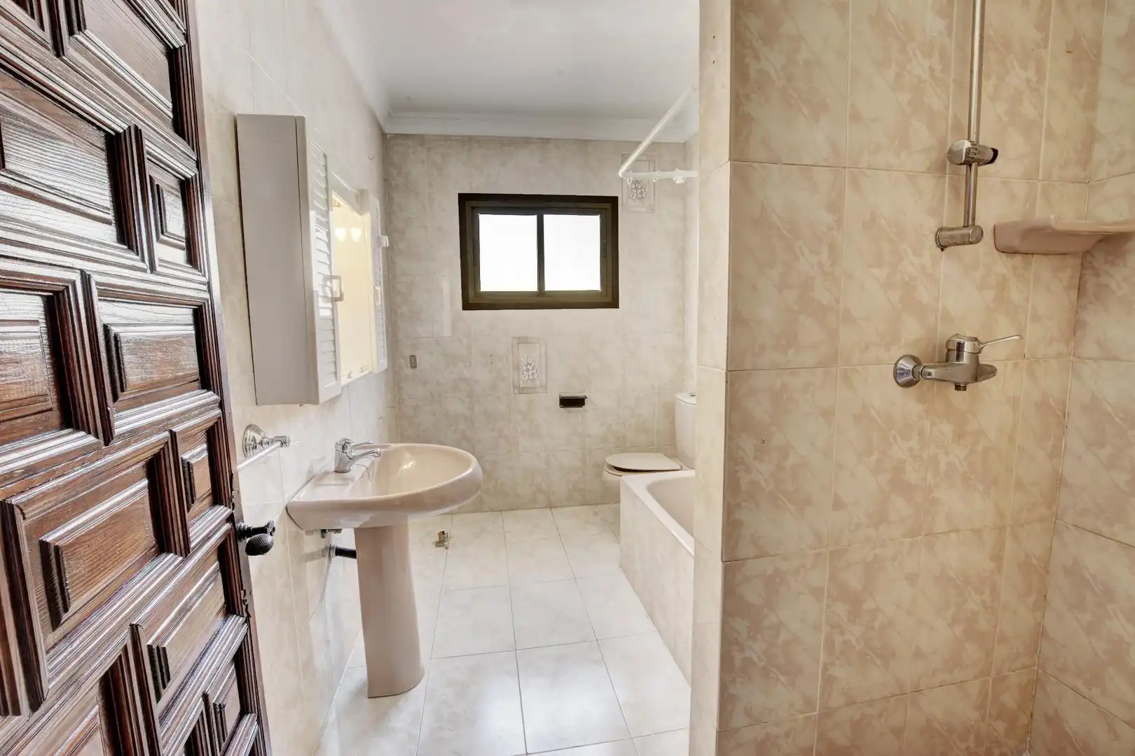 Baño de Casa o chalet en venta en Málaga con Jardín privado, Terraza y Trastero