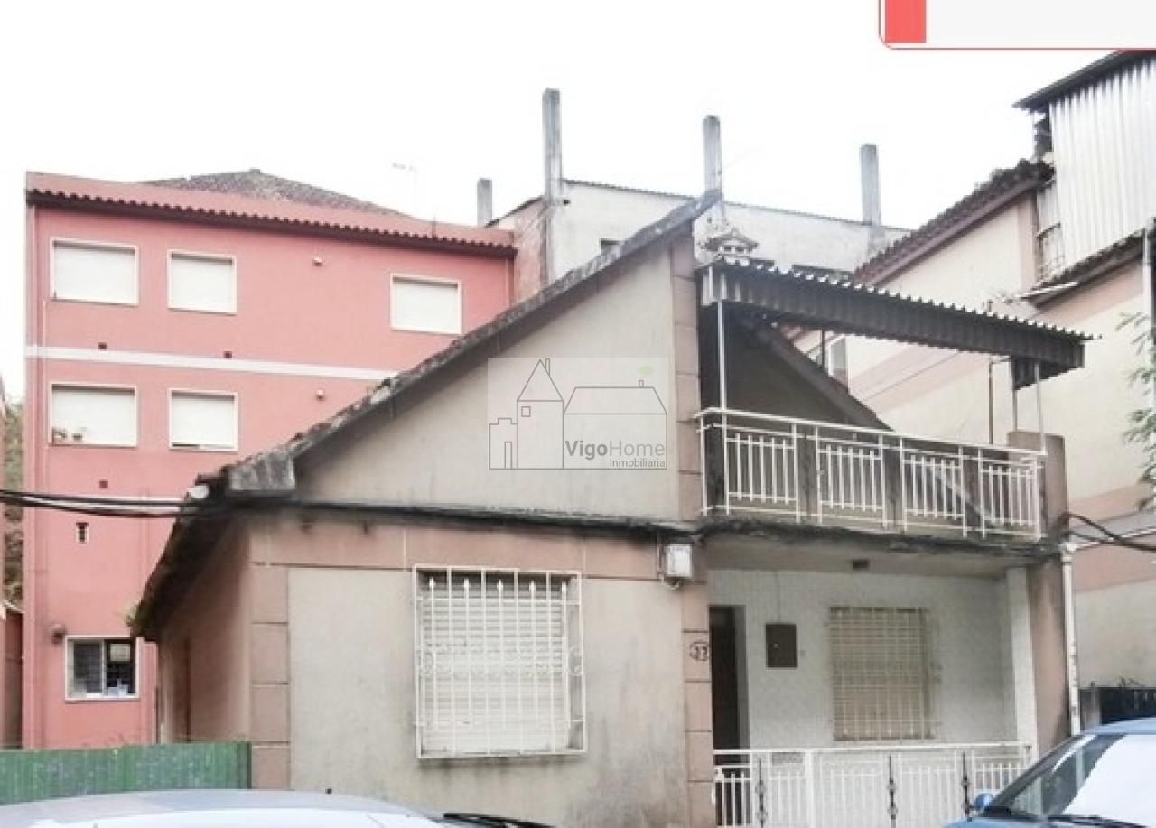 Vista exterior de Casa o xalet en venda en Moaña amb Calefacció i Jardí privat