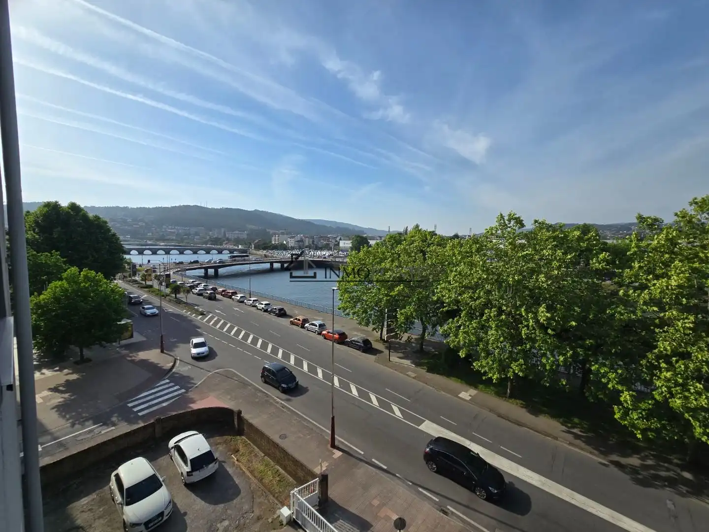 Parking de Piso en venta en Pontevedra Capital  con Calefacción, Horno y Lavadora