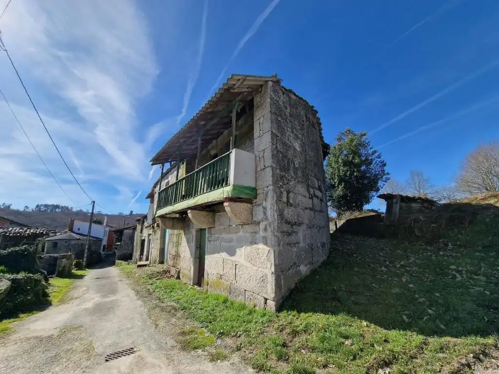 Casa rústica amb jardí en venda a Xunqueira de Espadanedo, imagen 2