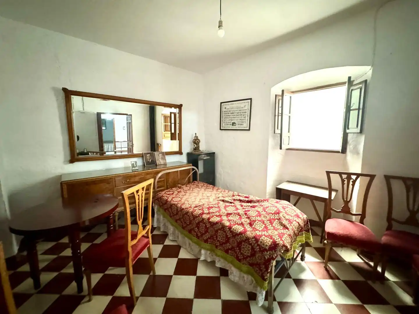 Habitación de Edificio en venta en Casabermeja