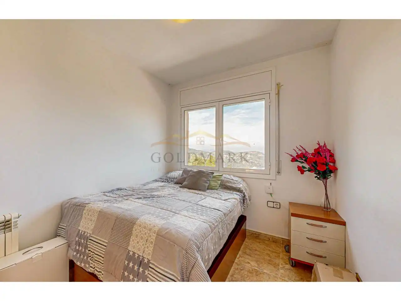Dormitori de Casa o xalet en venda en Corbera de Llobregat amb Aire condicionat, Jardí privat i Terrassa