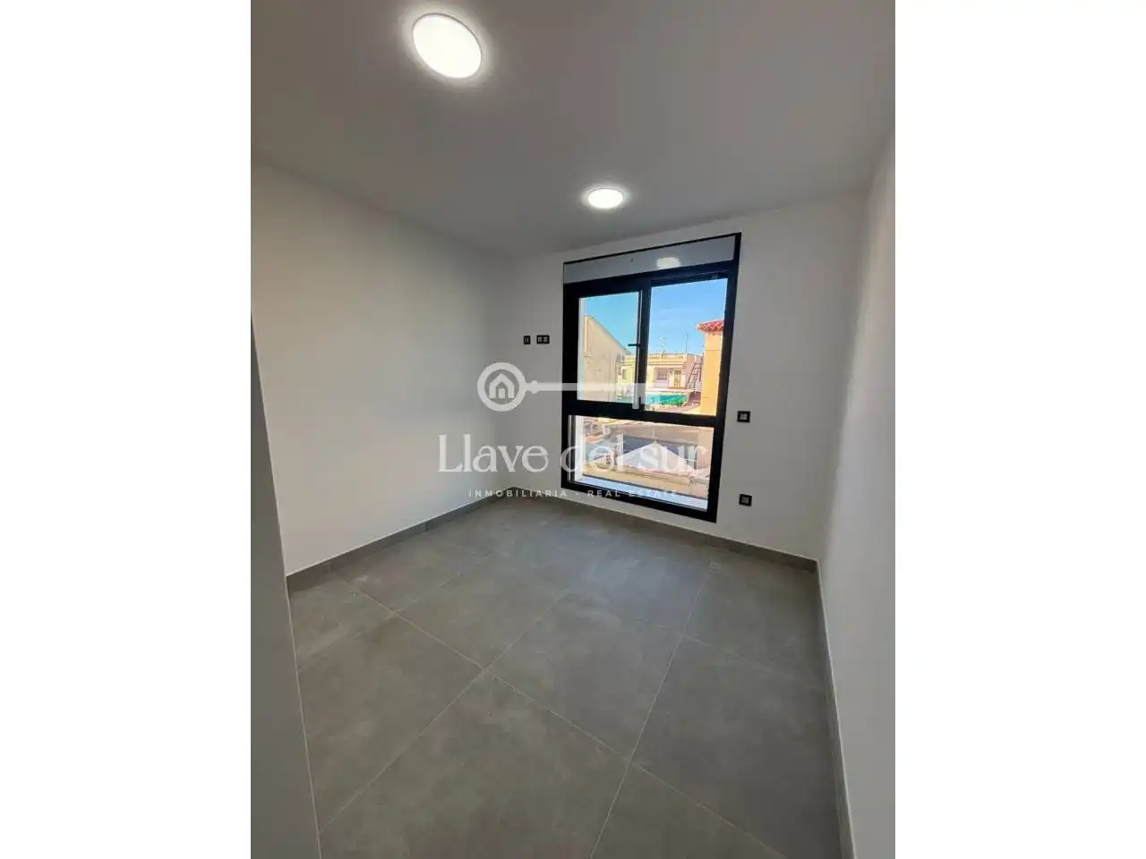 Reihenhaus mit Terrasse zum Verkauf in Calle Salvador Dalí 5, imagen 12
