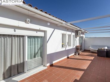 Penthouse zum Verkauf in Calle ENCINA