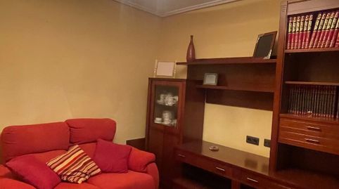 Foto 3 de Piso en venta en Azeta - Abatxolo, Portugalete