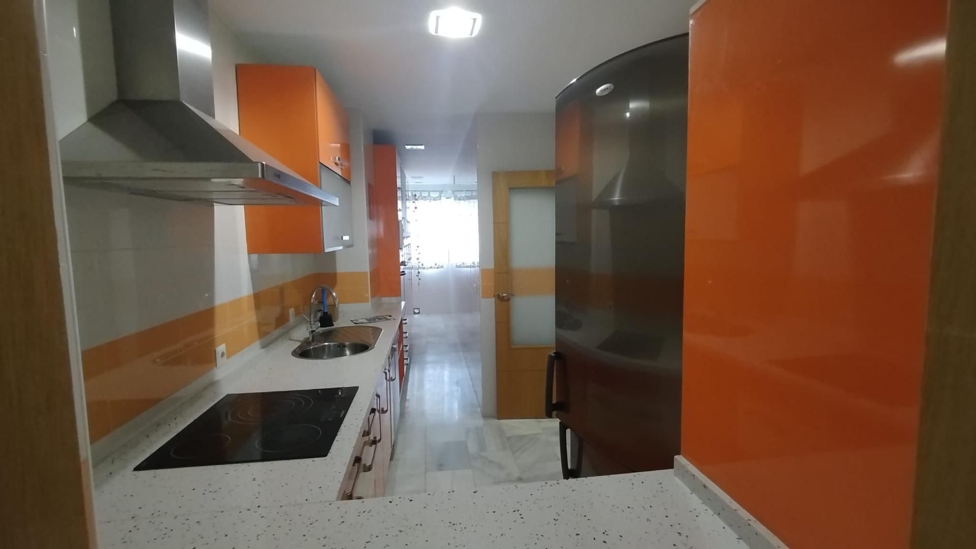 Cuina de Pis en venda en  Huelva Capital amb Aire condicionat, Calefacció i Balcó
