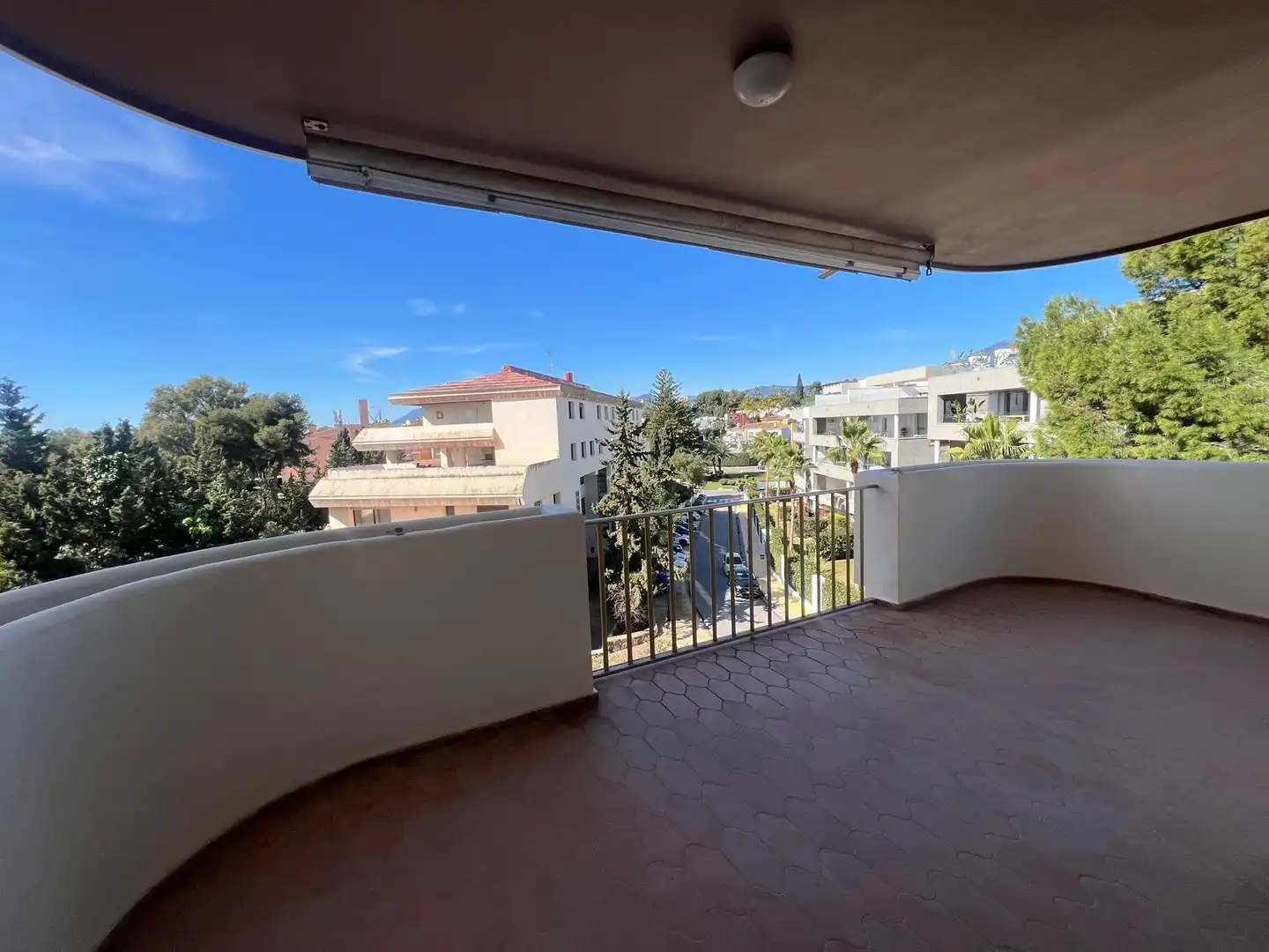 Terrace of Flat for rent in Nueva Andalucía