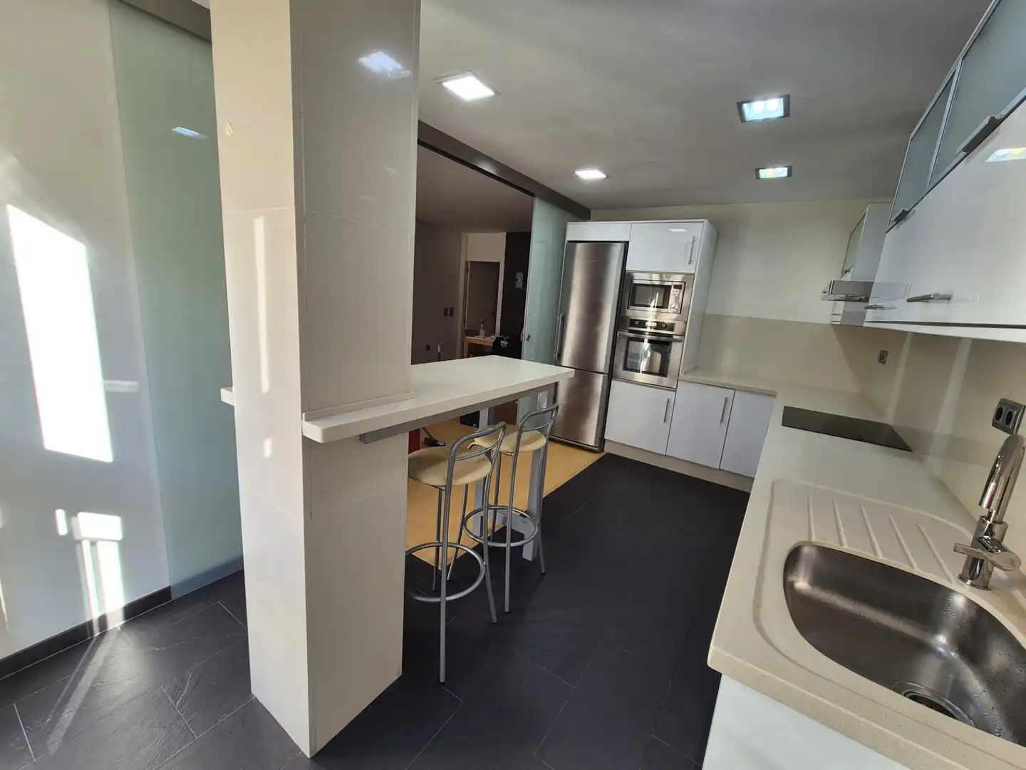 Küche von Wohnung zur Miete in Cartagena mit Klimaanlage, Heizung und Parkett