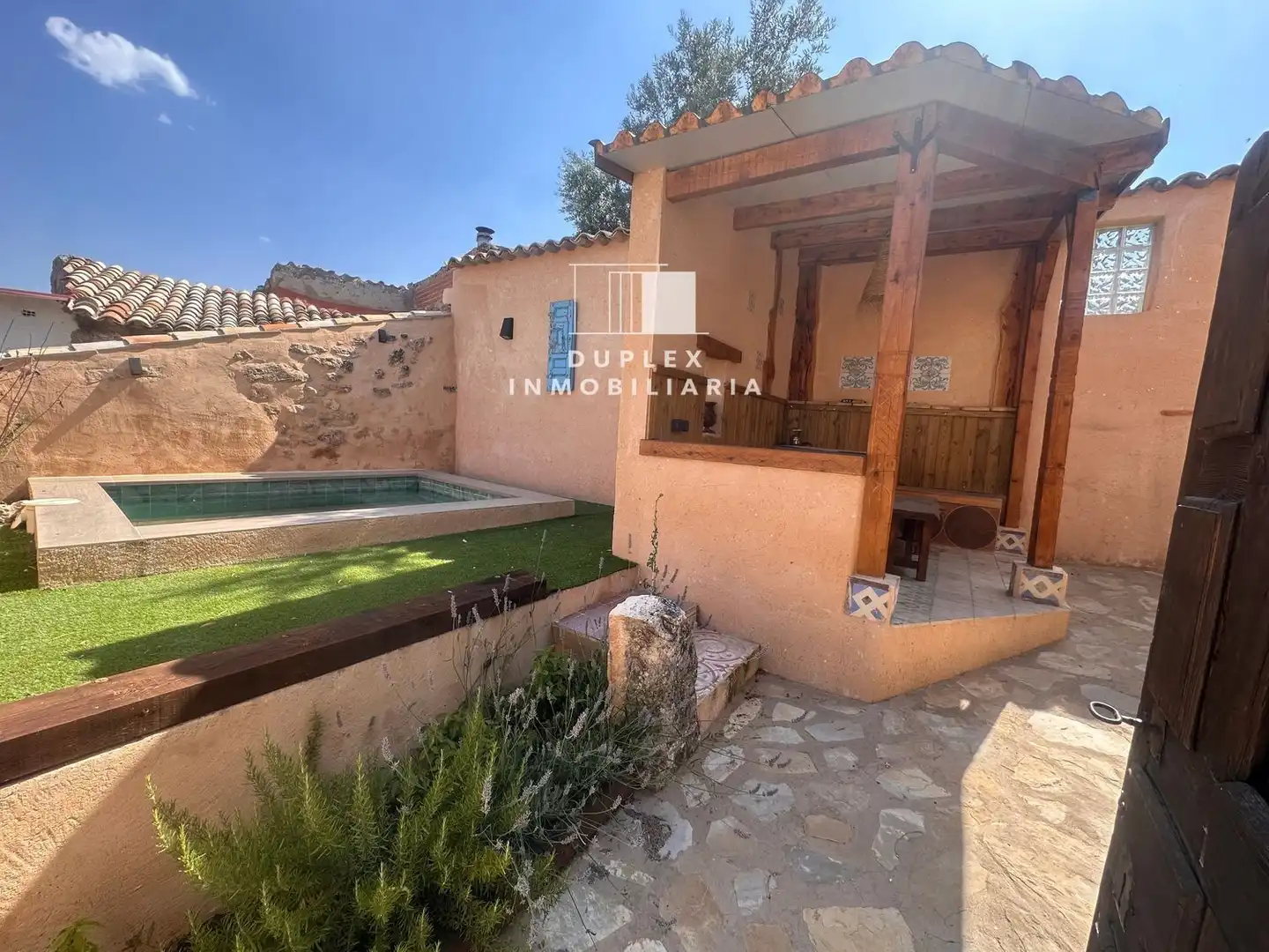 Casa amb piscina en venda a CALLE CANTÓN B, imagen 3