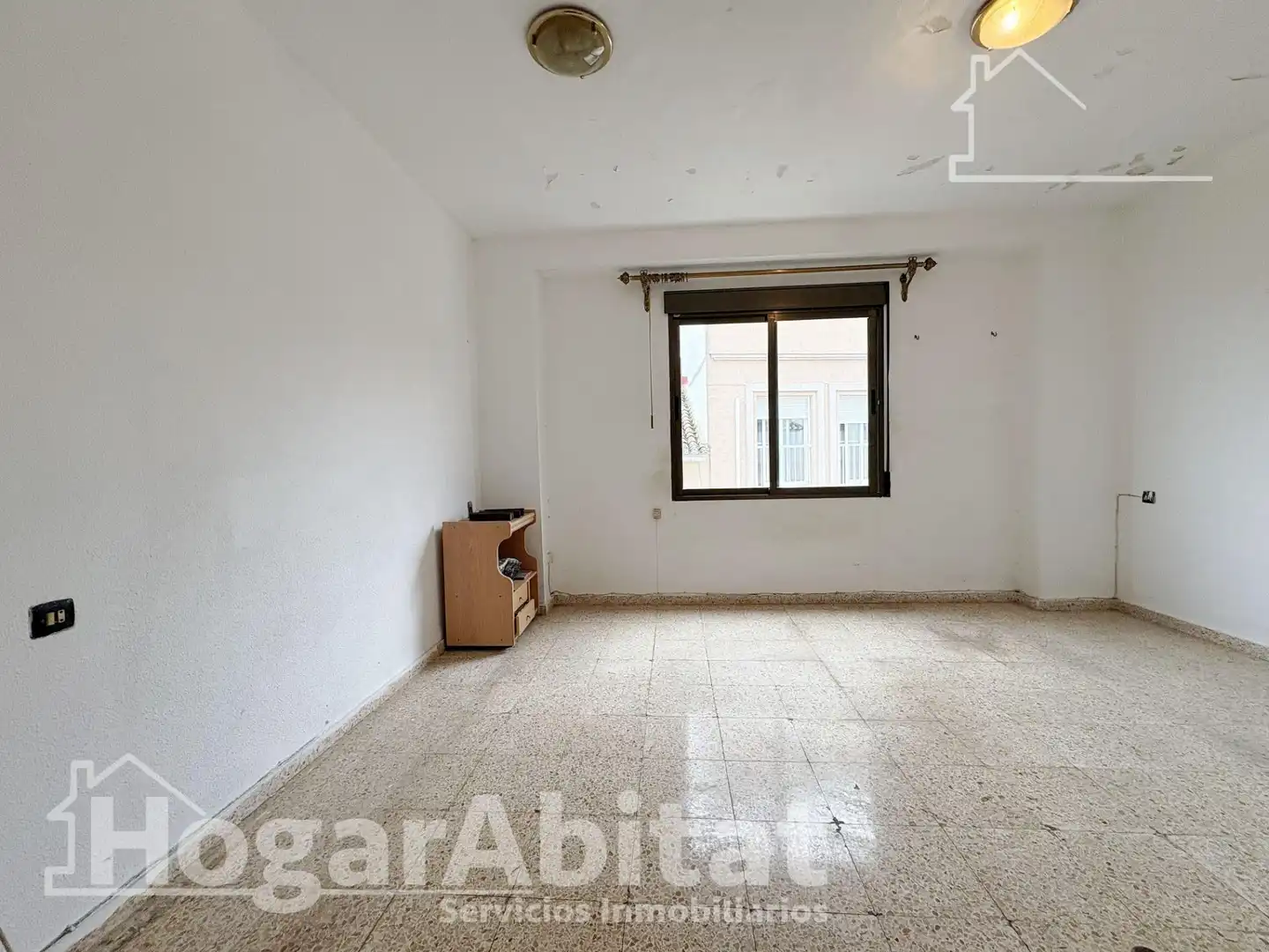 Dormitori de Casa o xalet en venda en Tavernes de la Valldigna amb Terrassa i Traster