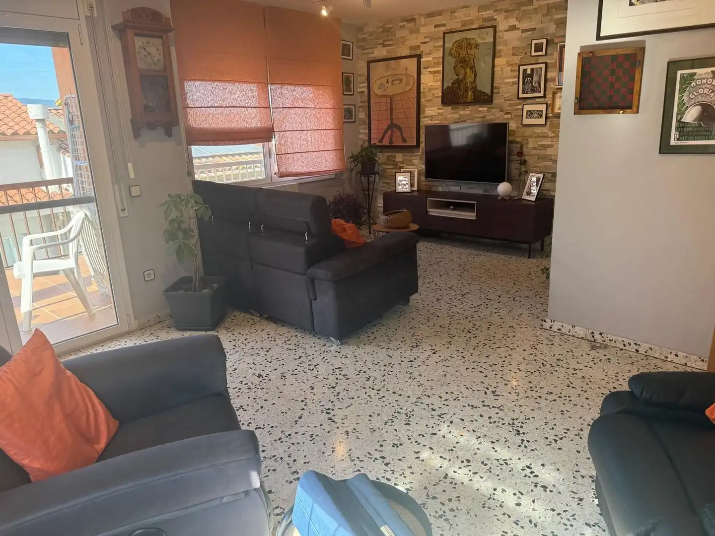 Sala d'estar de Casa adosada en venda en Hostalric amb Aire condicionat, Calefacció i Terrassa