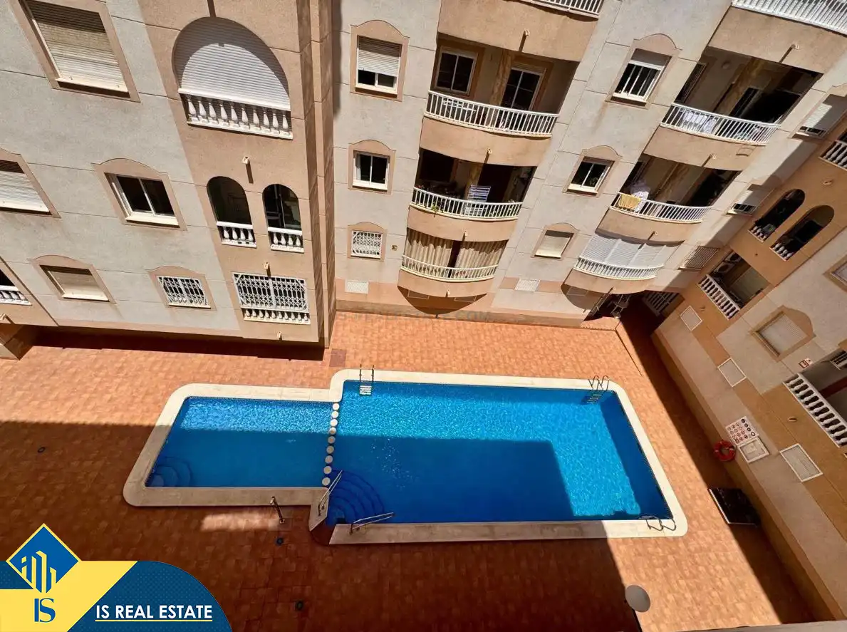 Apartament amb piscina en venda a Centro
