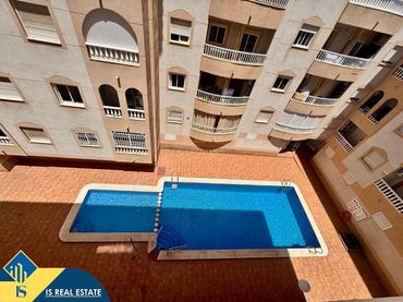 Apartamento con piscina en venta en Centro