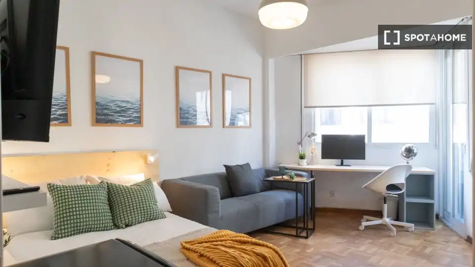 Room in Madrid, Madrid