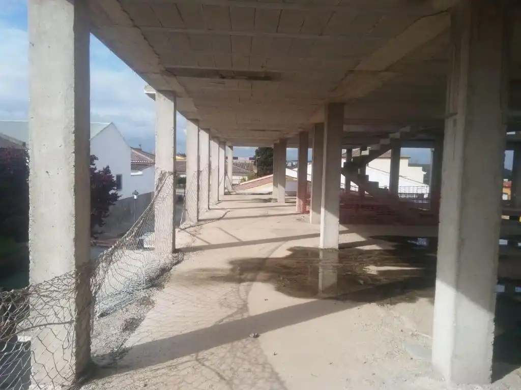 Parking of Buildings for sale in Láchar