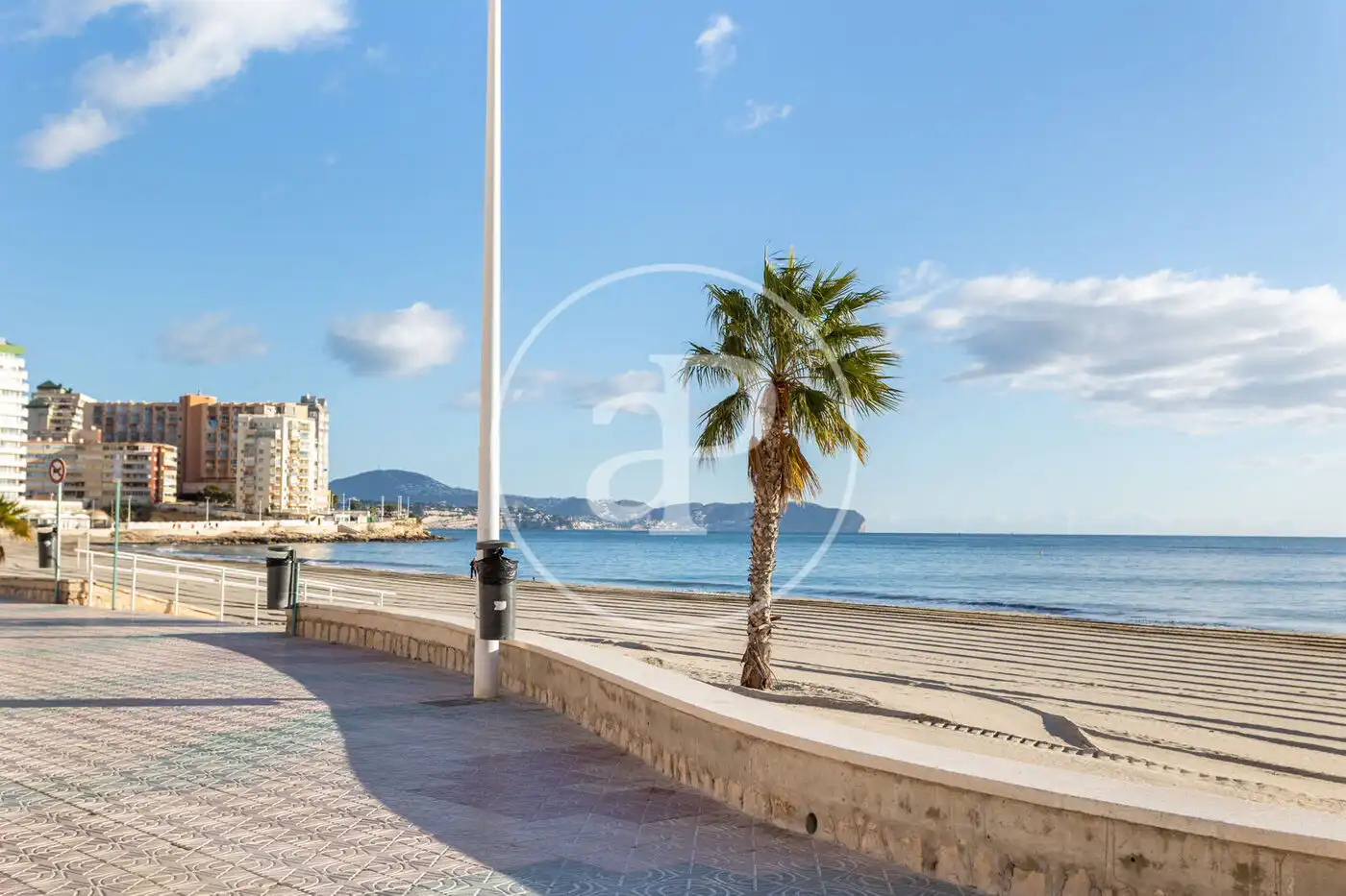 Piso en venta en Av. Rosa de los Vientos, Zona Levante - Playa Fossa