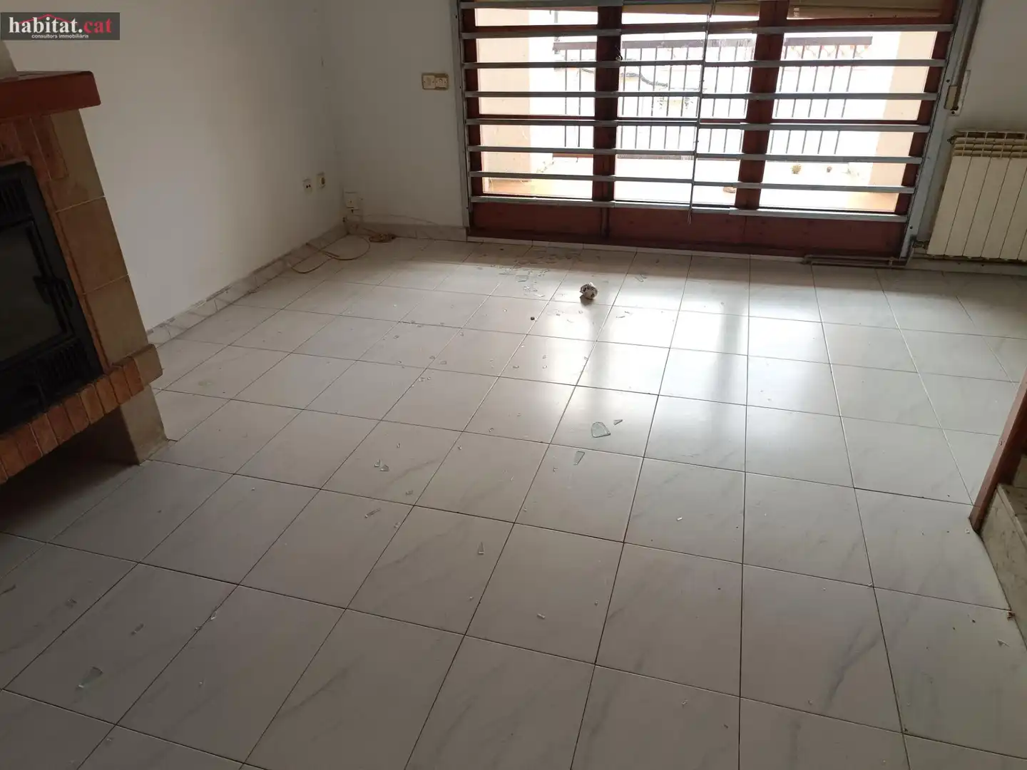 Casa adosada en venta en Cubelles con Calefacción y Balcón