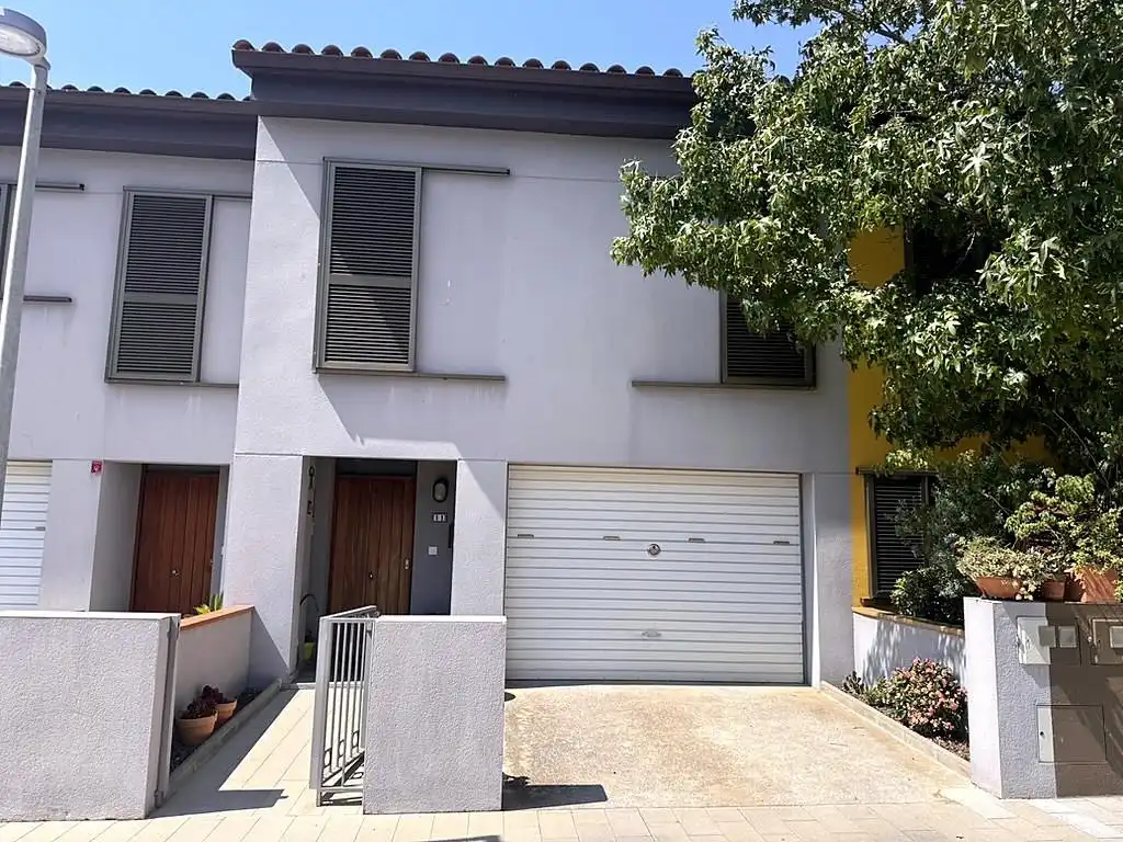 Exterior view of Detached homes for sale in Palau-saverdera  with Air Conditioner, Heating and Private garden