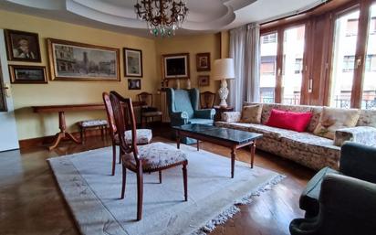 Living room of Flat for sale in Vitoria - Gasteiz  with Heating, Parquet flooring and Storage room