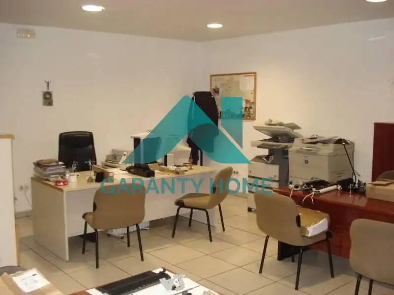 Local comercial en alquiler en Centro