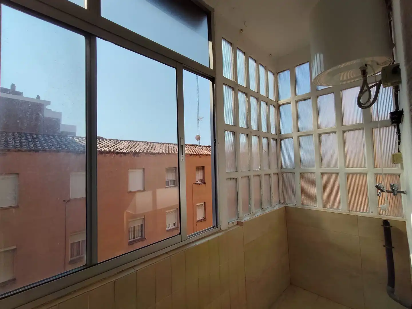 Dormitori de Pis en venda en Tarragona amb Parquet i Microones