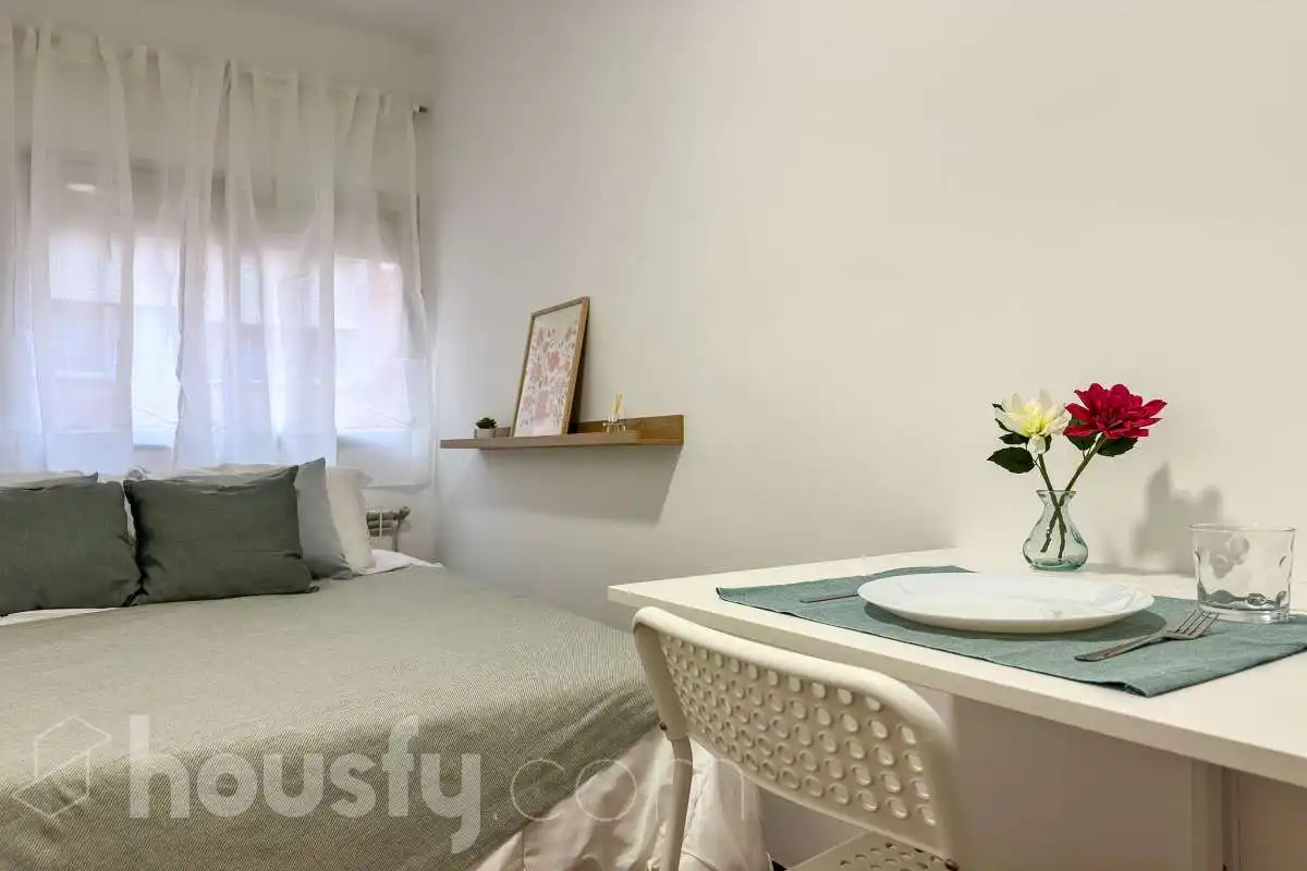 Dormitori de Pis en venda en Madrid amb Terrassa