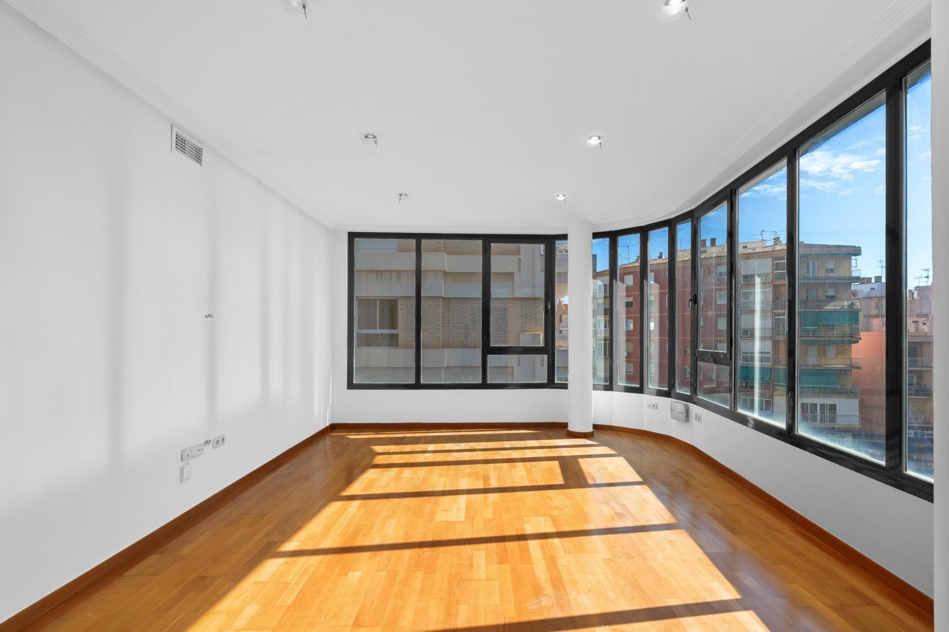 Flat for sale in Calle Párroco Martín Sierra, 1, Motril  ciudad