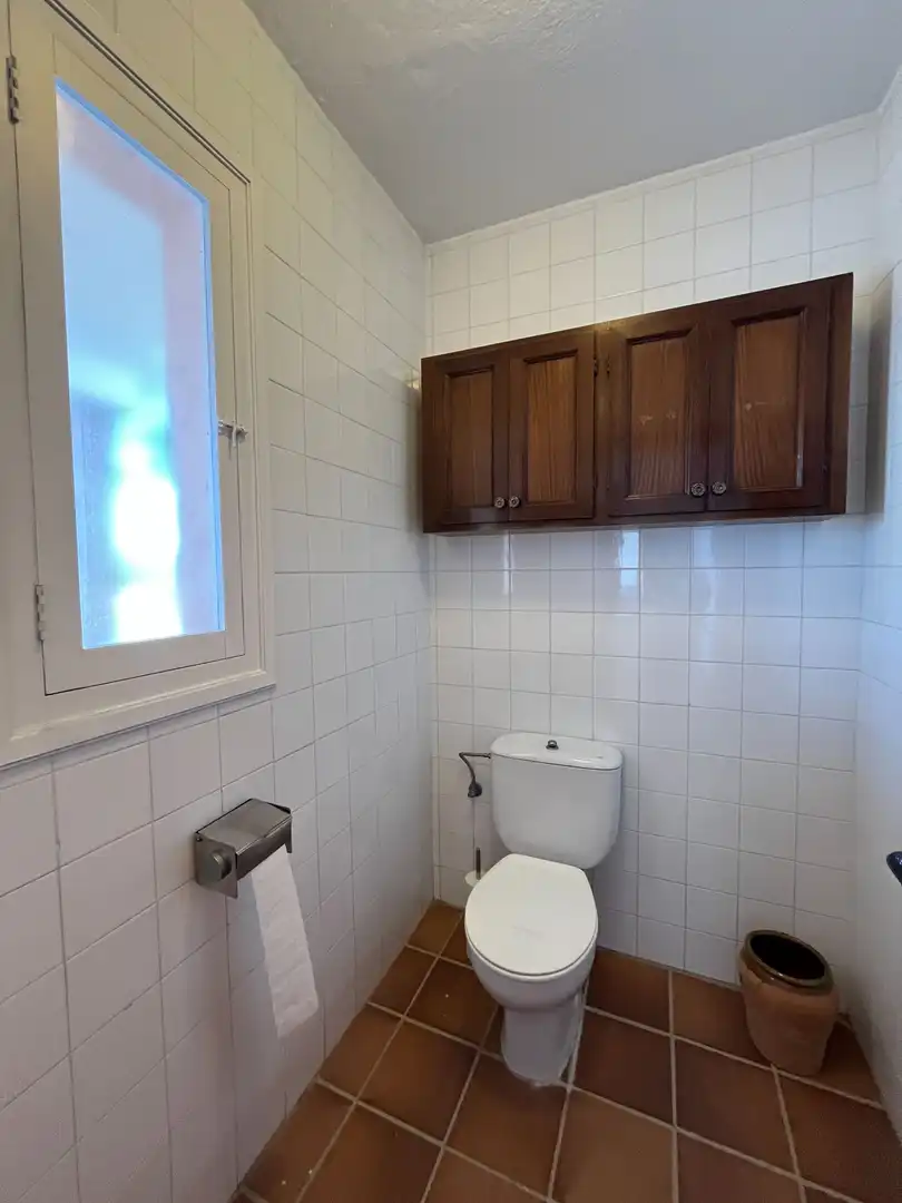 Bany de Casa o xalet en venda en Ontinyent amb Aire condicionat, Calefacció i Jardí privat