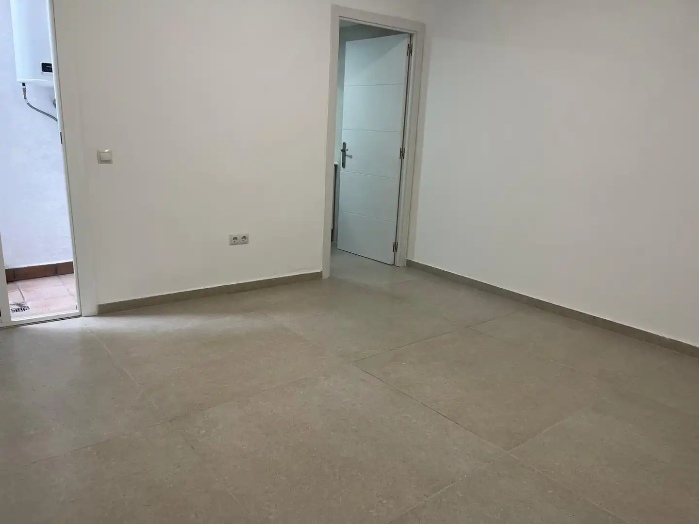 Flat for sale in Sabadell  with Air Conditioner and Heating