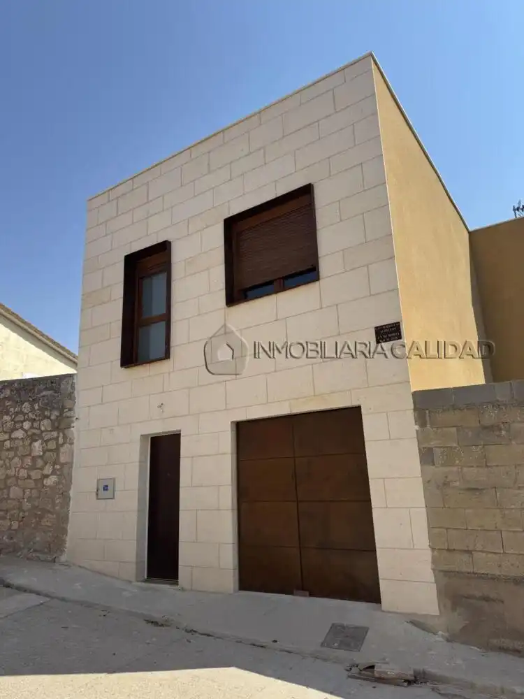 Casa en venda a Albillos