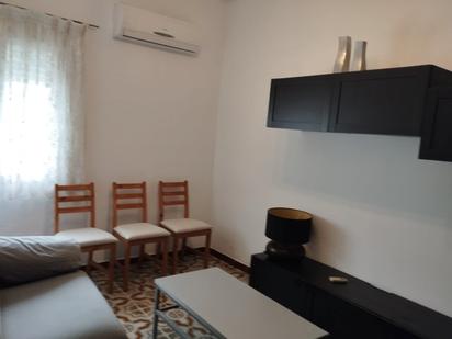 Living room of Flat to rent in  Zaragoza Capital  with Heating, Furnished and Oven