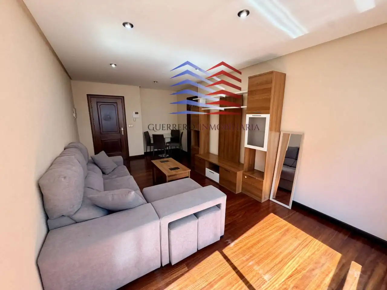 Living room of Apartments for rent in Ourense Capital   with Heating, Parquet flooring and Furnished