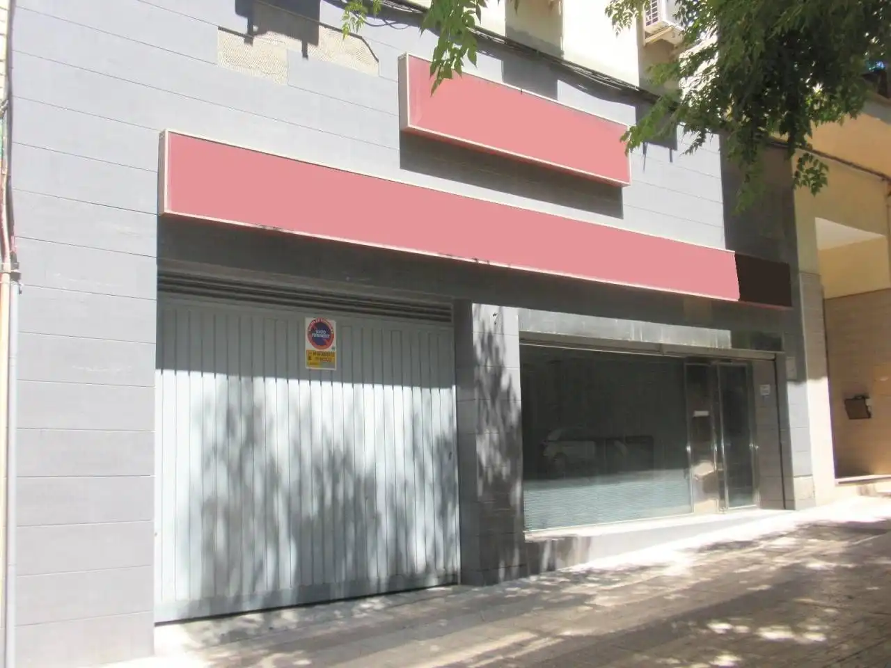 Local comercial en venda a La Estación